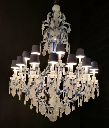 Żyrandol Maria Theresa 24 Contemporary Colour
